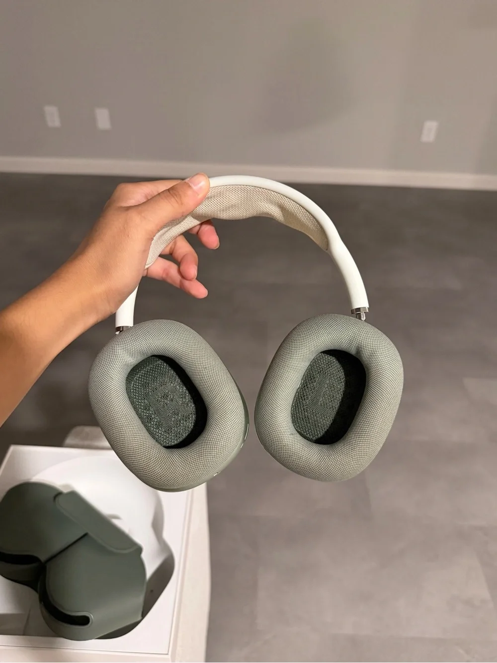Apple Over-Ear Headphones in Light Green